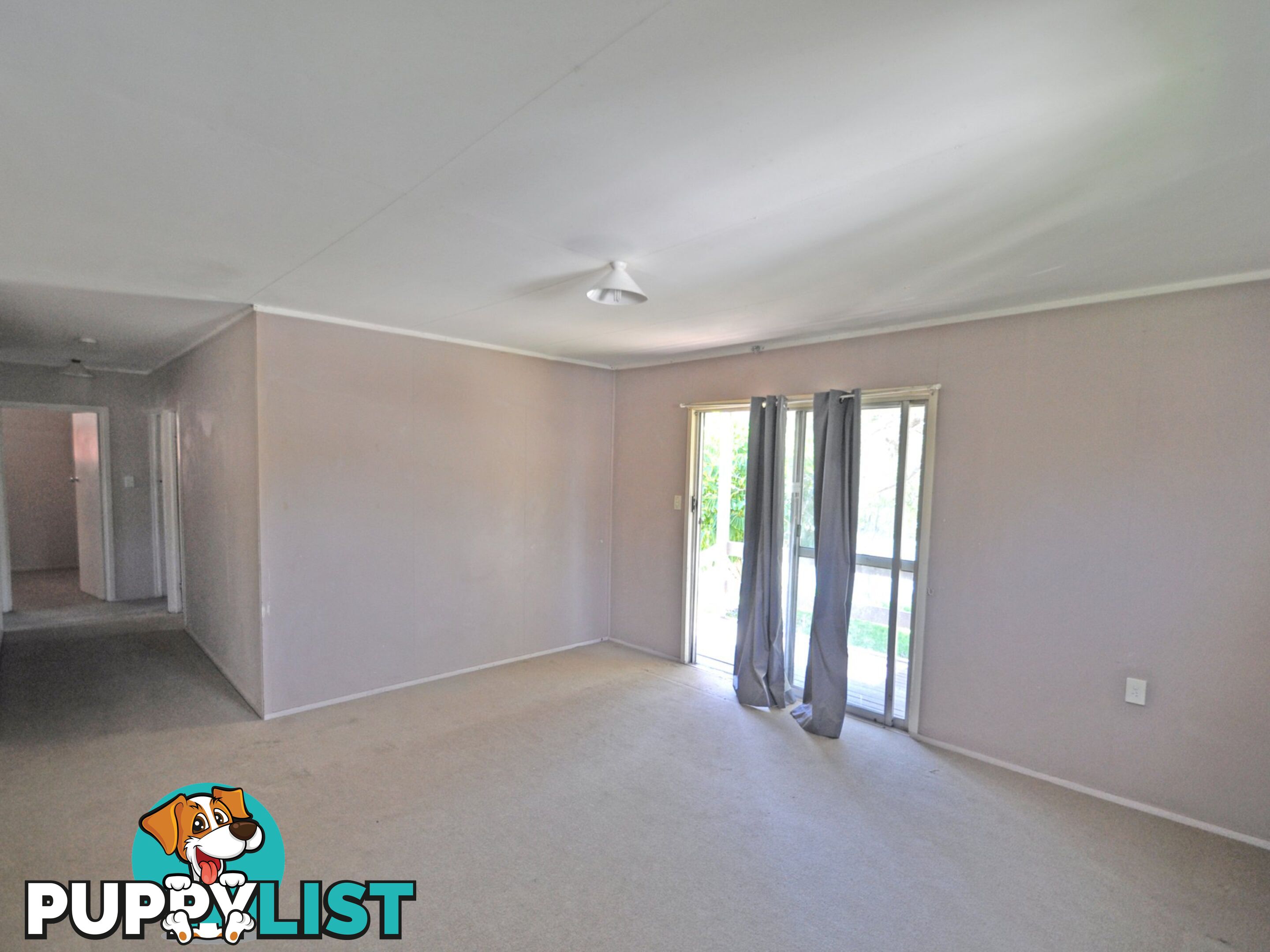 138 Railway Parade WOODRIDGE QLD 4114