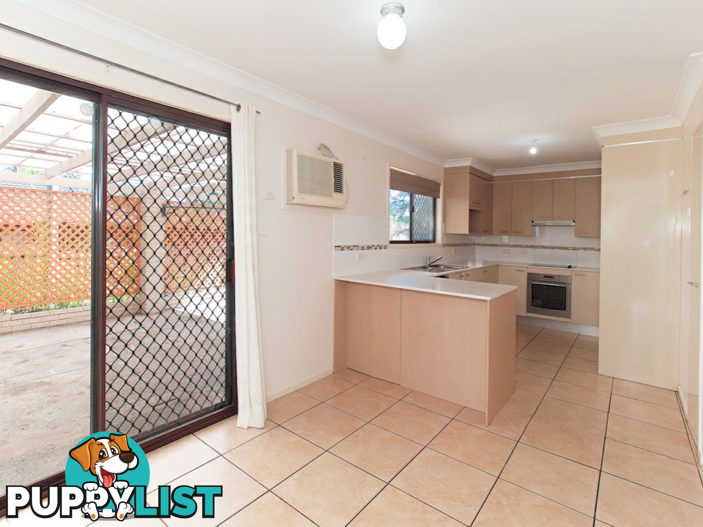 57 Kilby Street CRESTMEAD QLD 4132