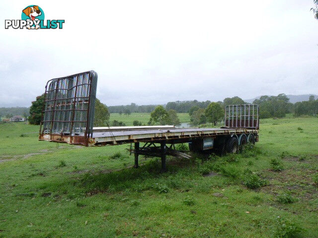 Freighter Semi Flat top Trailer