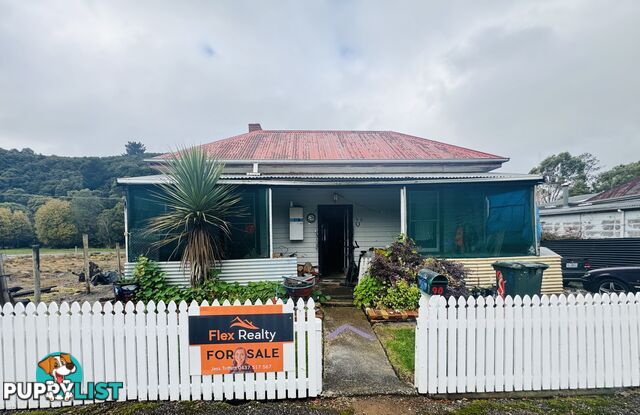 90 Main Street ZEEHAN TAS 7469