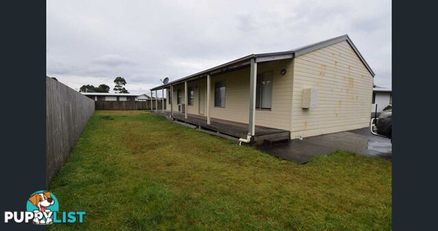 4 Robinson Street ZEEHAN TAS 7469