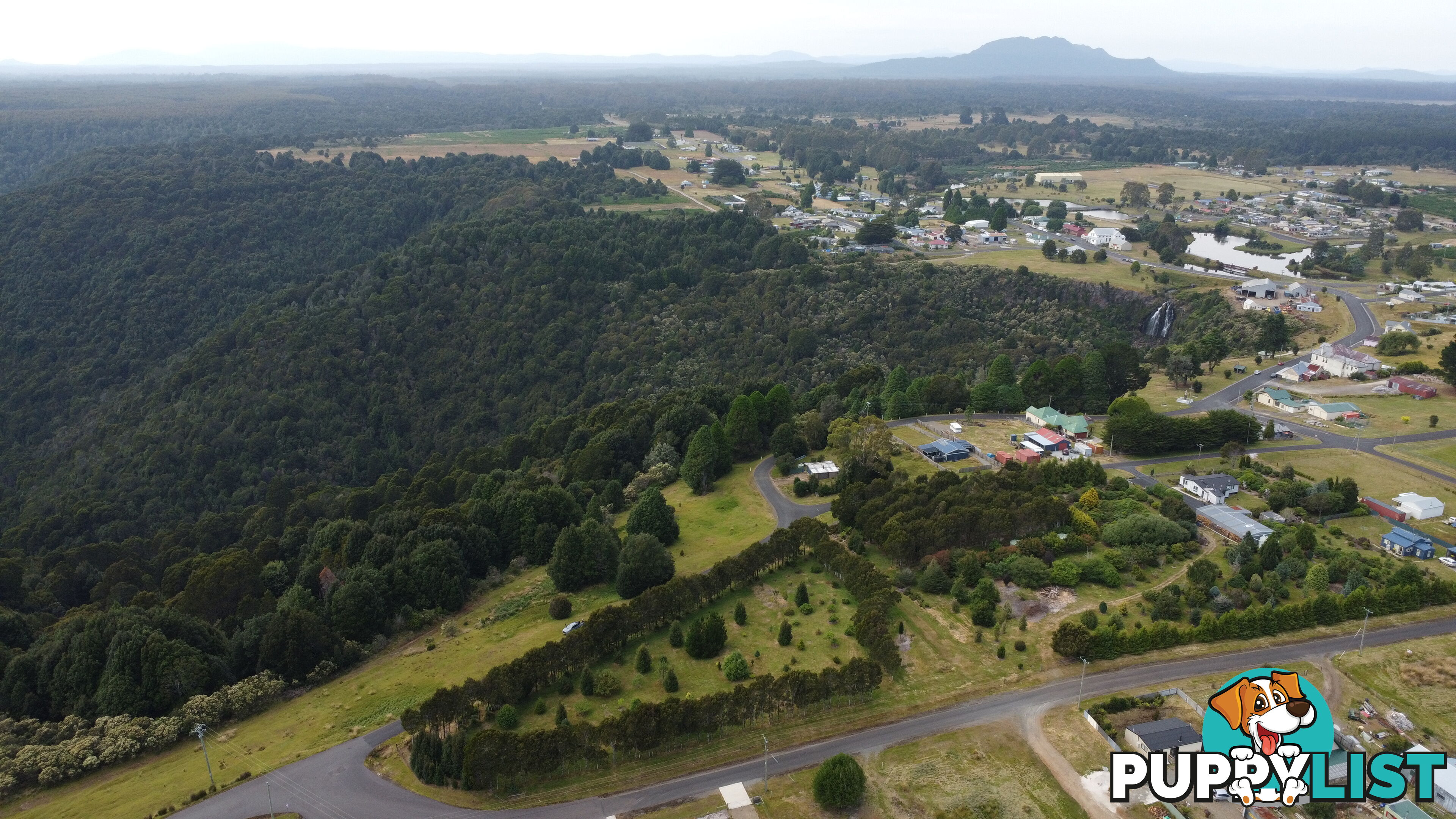 8 Mount Road WARATAH TAS 7321