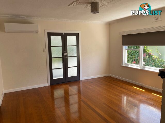 15 Paraka Street PARKLANDS TAS 7320