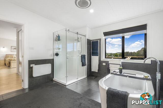 662 Waratah Road WARATAH TAS 7321