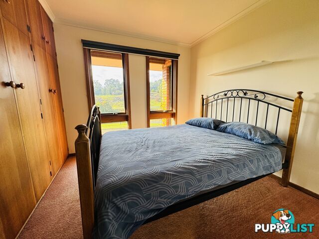 98 Creamery Road SULPHUR CREEK TAS 7316