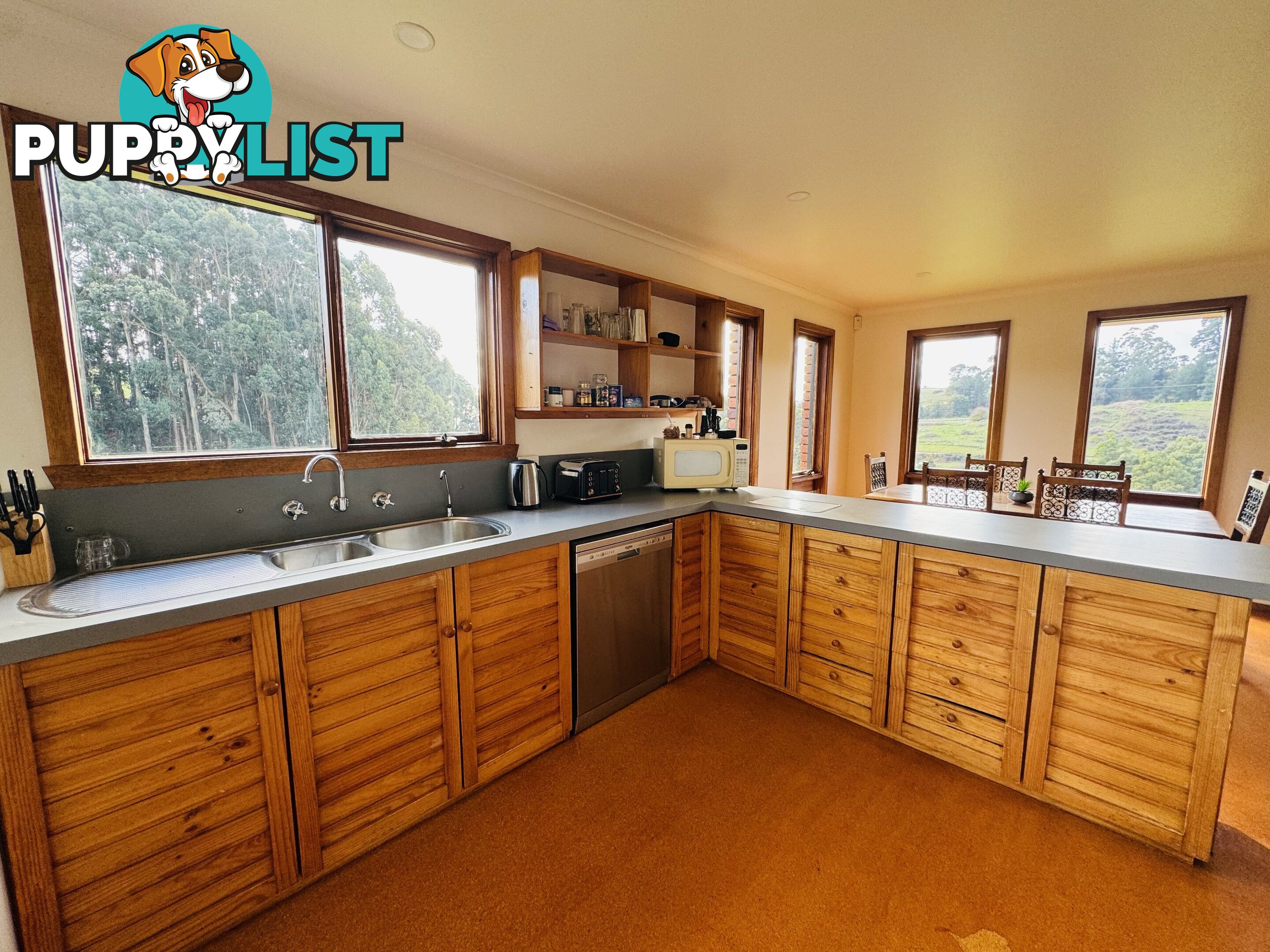 98 Creamery Road SULPHUR CREEK TAS 7316