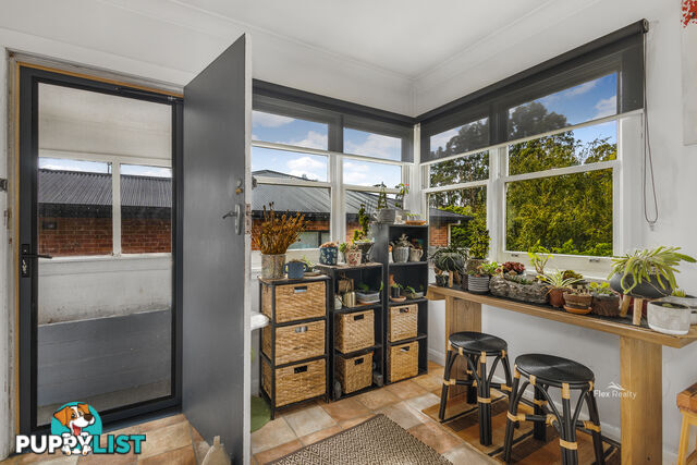 5 Aileen Crescent HILLCREST TAS 7320