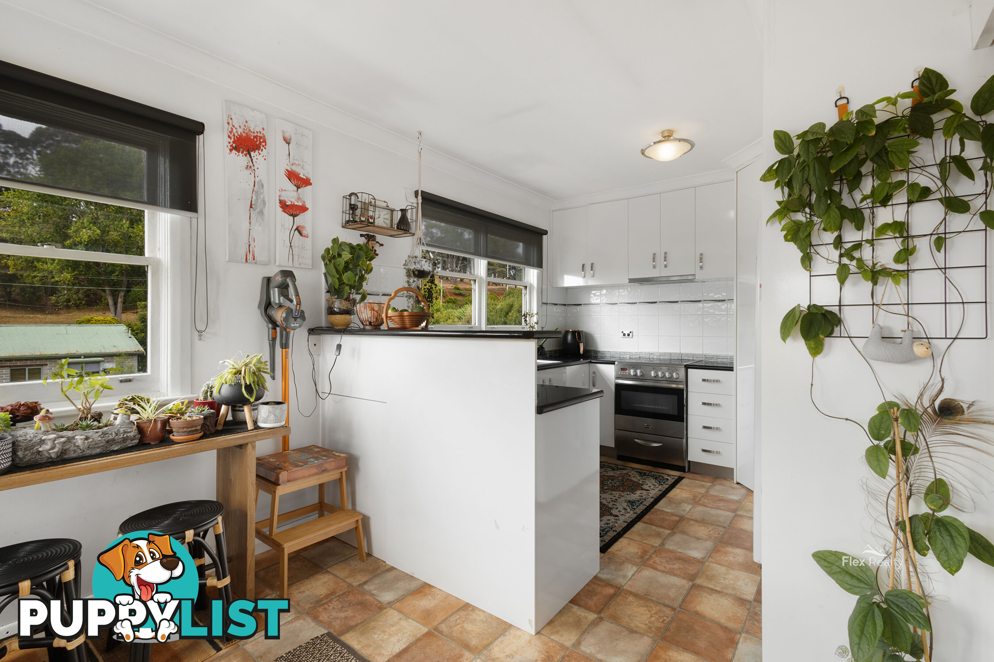 5 Aileen Crescent HILLCREST TAS 7320
