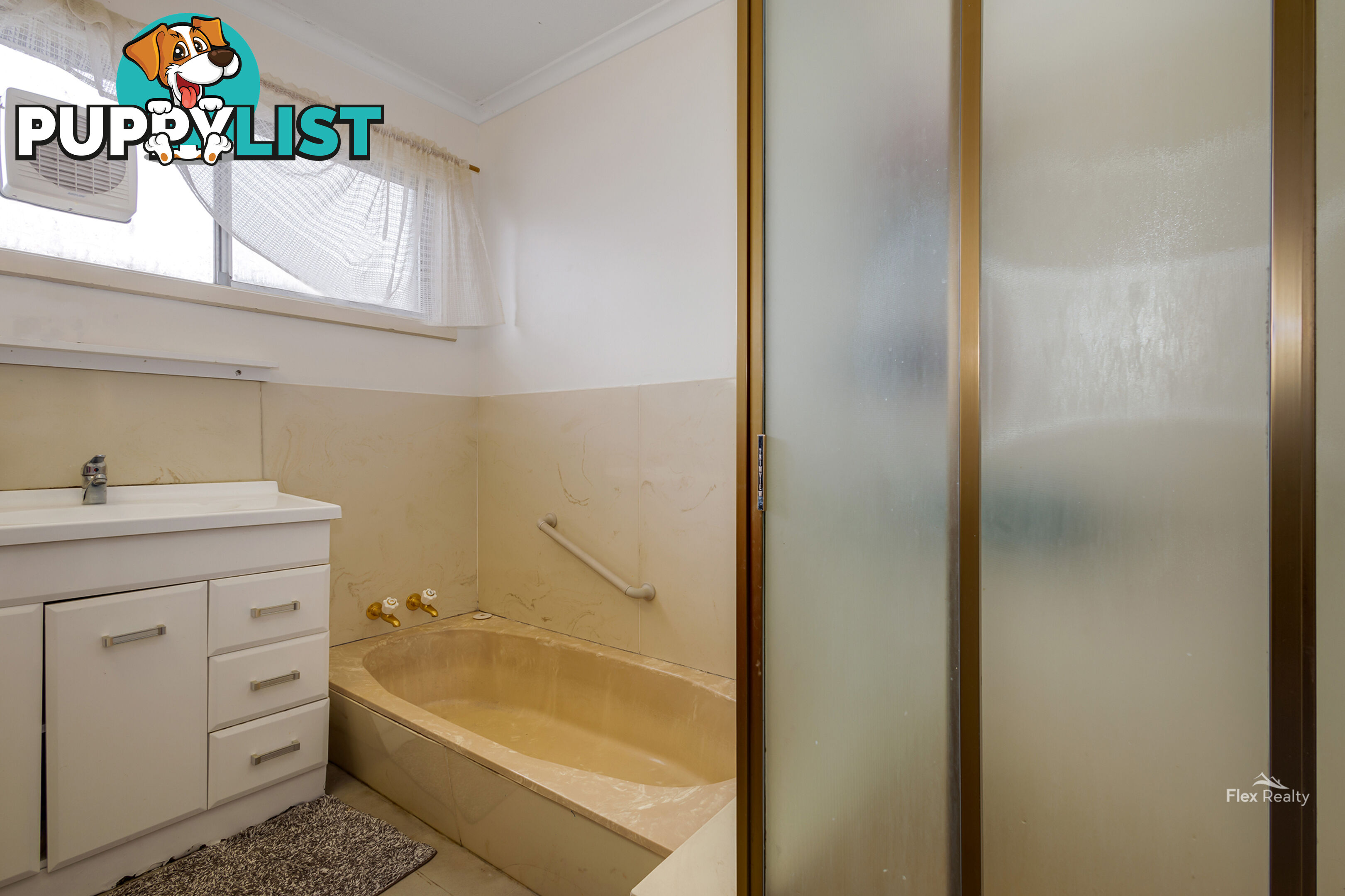 28 Simpson Street SOMERSET TAS 7322