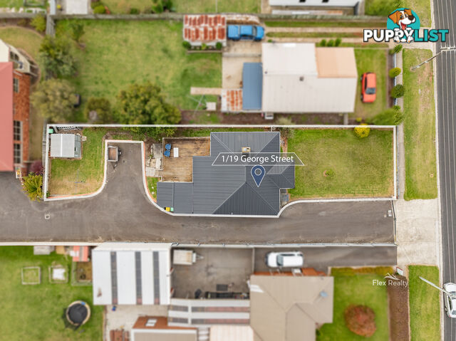 1 19 George Street SOMERSET TAS 7322