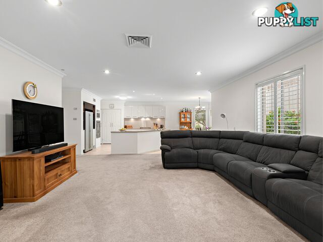 1 Whipbird Way BELMONT NSW 2280