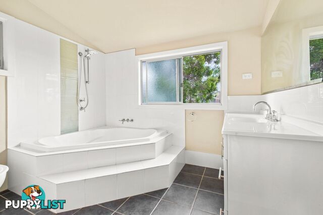 21 Macquarie Drive BELMONT NSW 2280