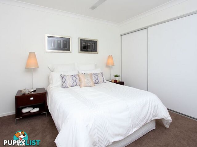 Unit 8/ 23 Young Rd NARANGBA QLD 4504