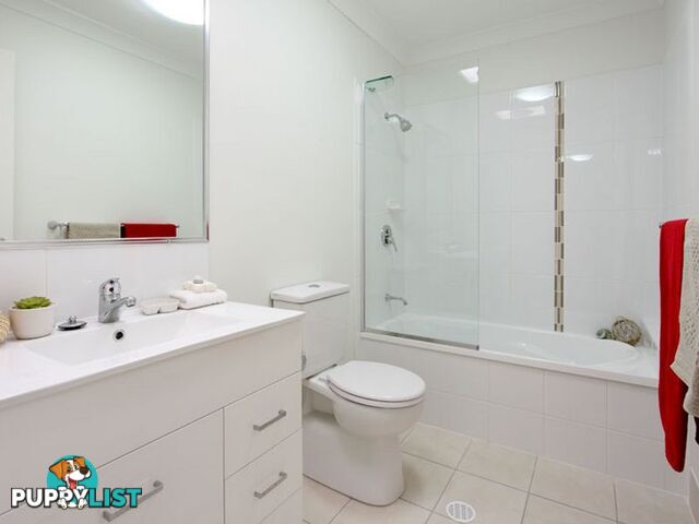 Unit 8/ 23 Young Rd NARANGBA QLD 4504