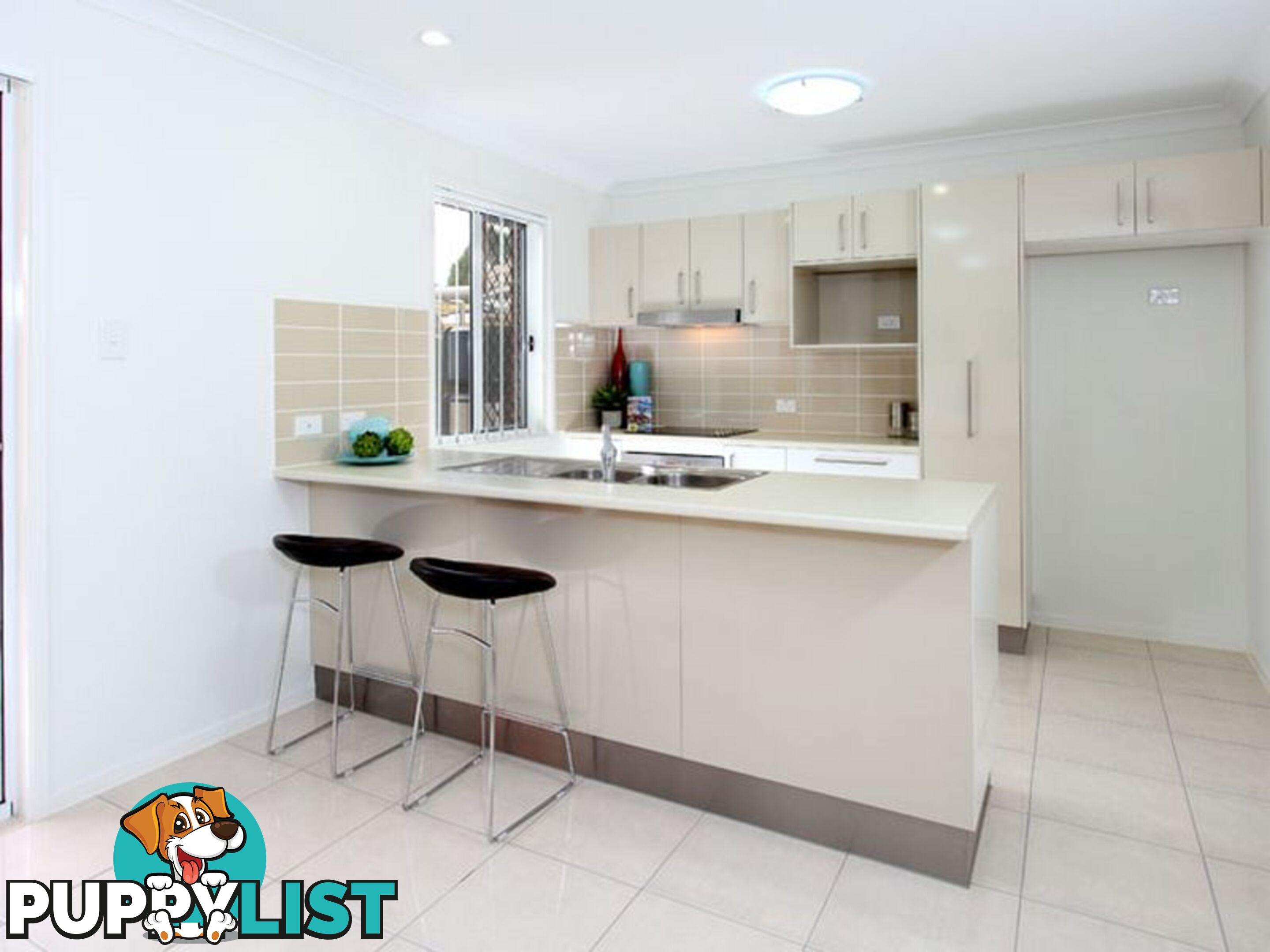 Unit 8/ 23 Young Rd NARANGBA QLD 4504