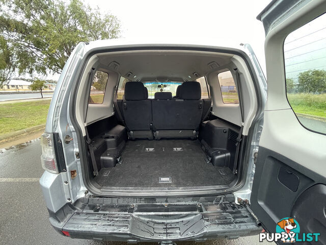 2009 Mitsubishi Pajero Deluxe Sedan Automatic