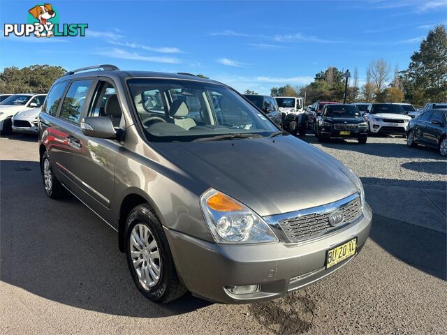 2011 KIA GRANDCARNIVAL SI VQMY11 WAGON