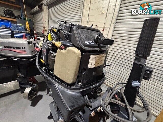 Mercury 30 HP efi 4 stroke tiller/power trim long shaft