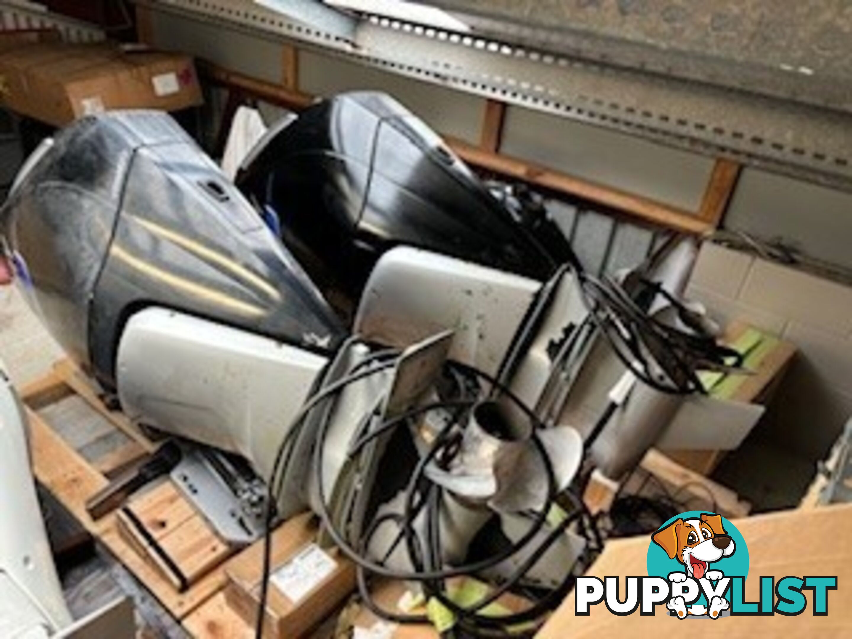 2 x 300 HP V8 Mercury AMS Verado Outboards 2020 model - ENGINES ONLY