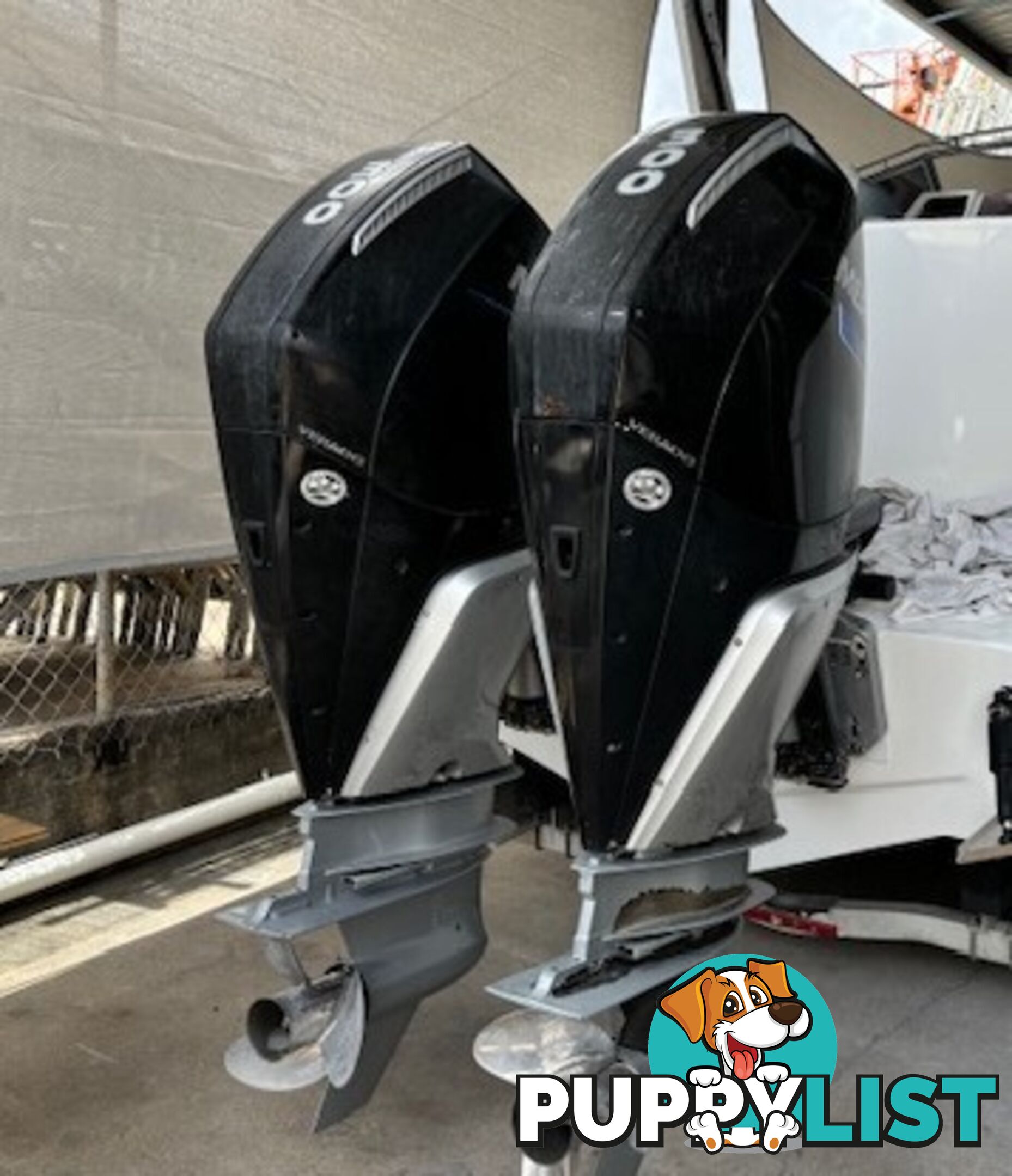 2 x 300 HP V8 Mercury AMS Verado Outboards 2020 model - ENGINES ONLY