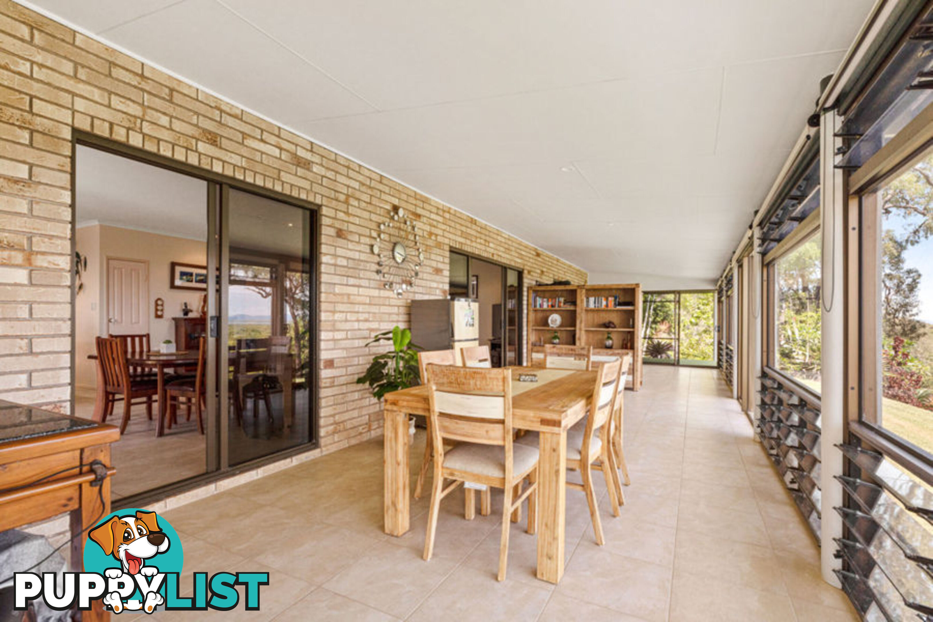 11 O'FLYNN CRESCENT MIDGE POINT QLD 4799