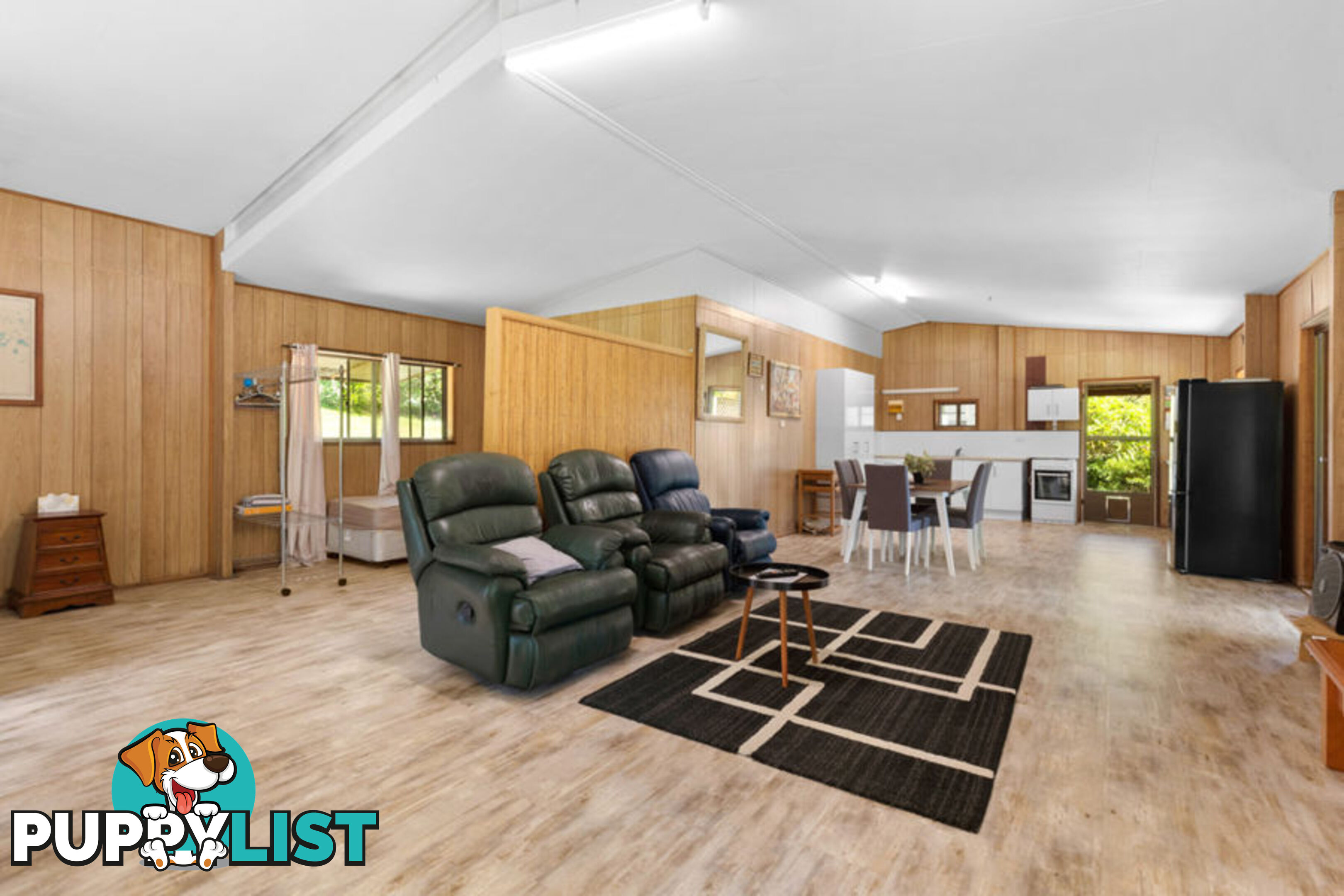 11 O'FLYNN CRESCENT MIDGE POINT QLD 4799