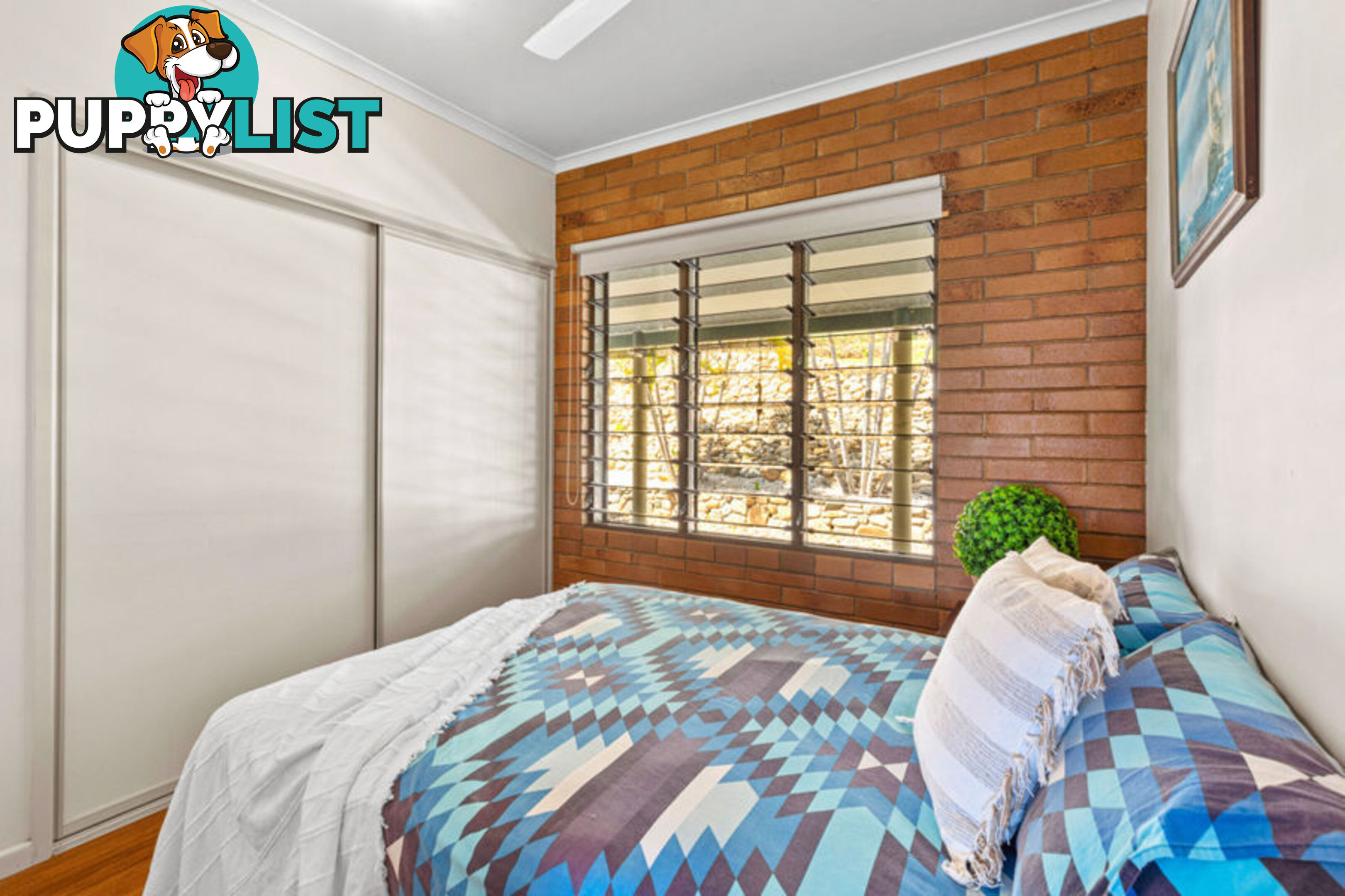 11 O'FLYNN CRESCENT MIDGE POINT QLD 4799