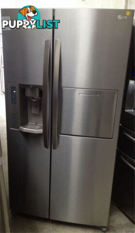 Lg 693 litre fridge $850