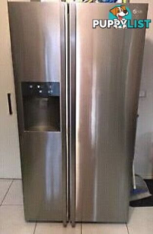 659 litre lg side by side fridge