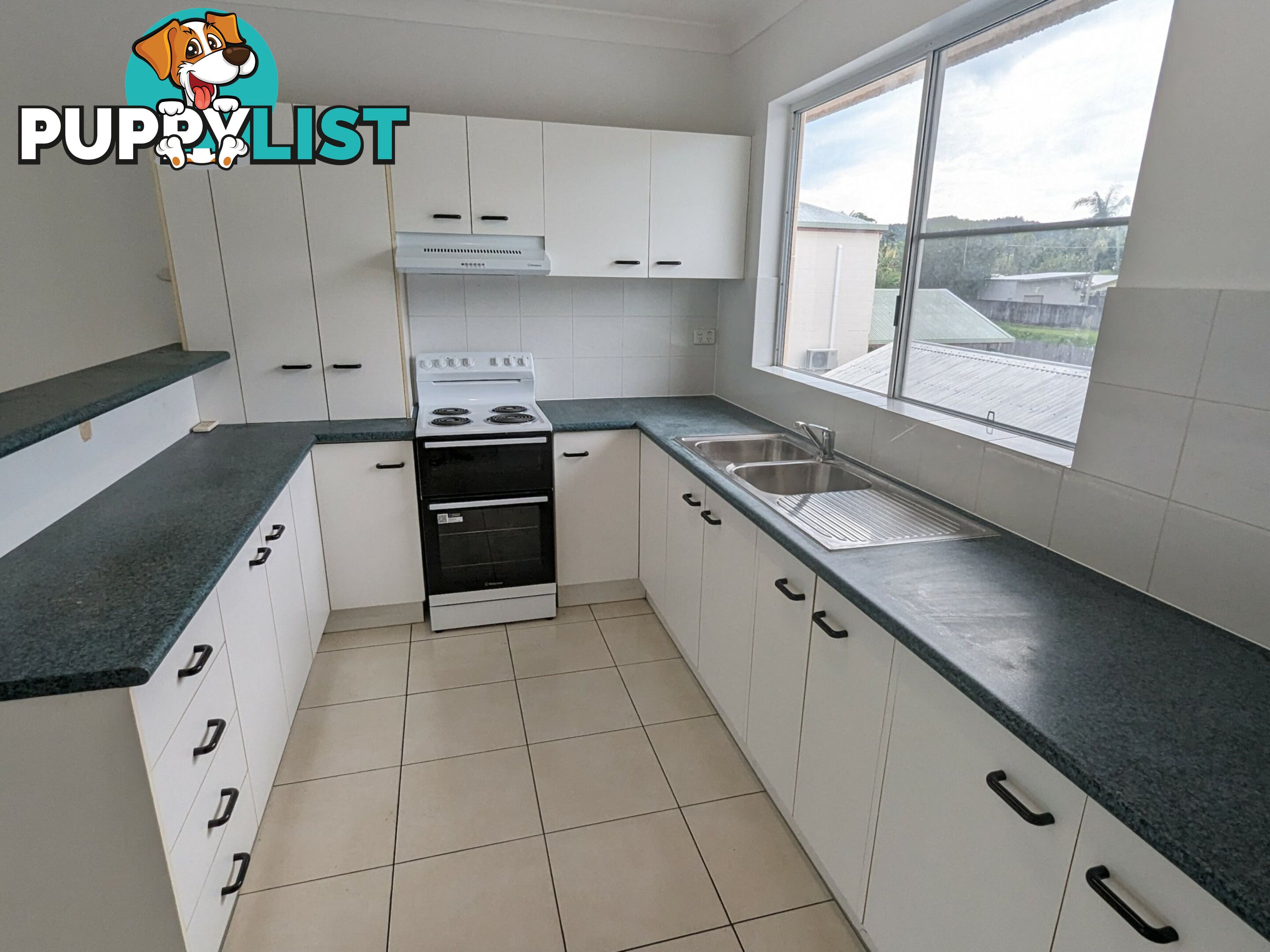 3/16 Springfield Crescent MANOORA QLD 4870