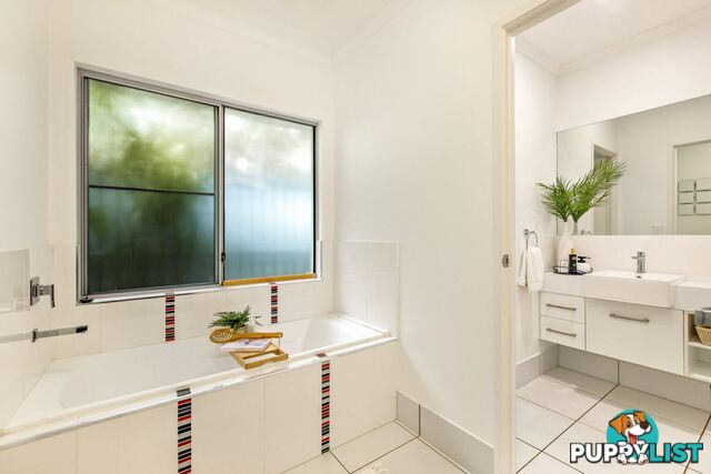 19 Springbrook Avenue REDLYNCH QLD 4870