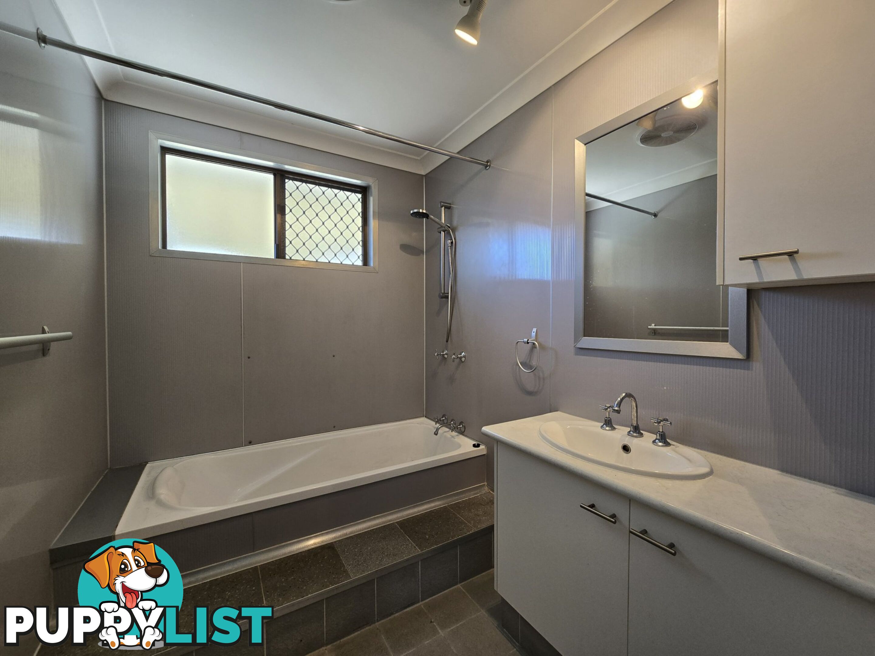 14 Anderson Road WOREE QLD 4868