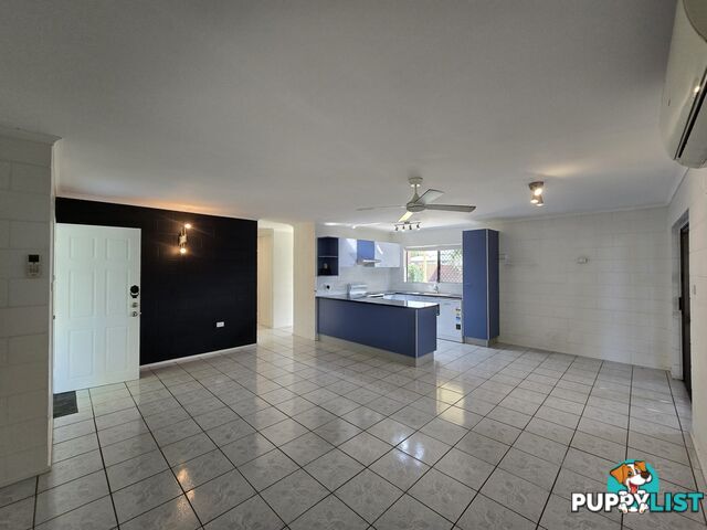 14 Anderson Road WOREE QLD 4868