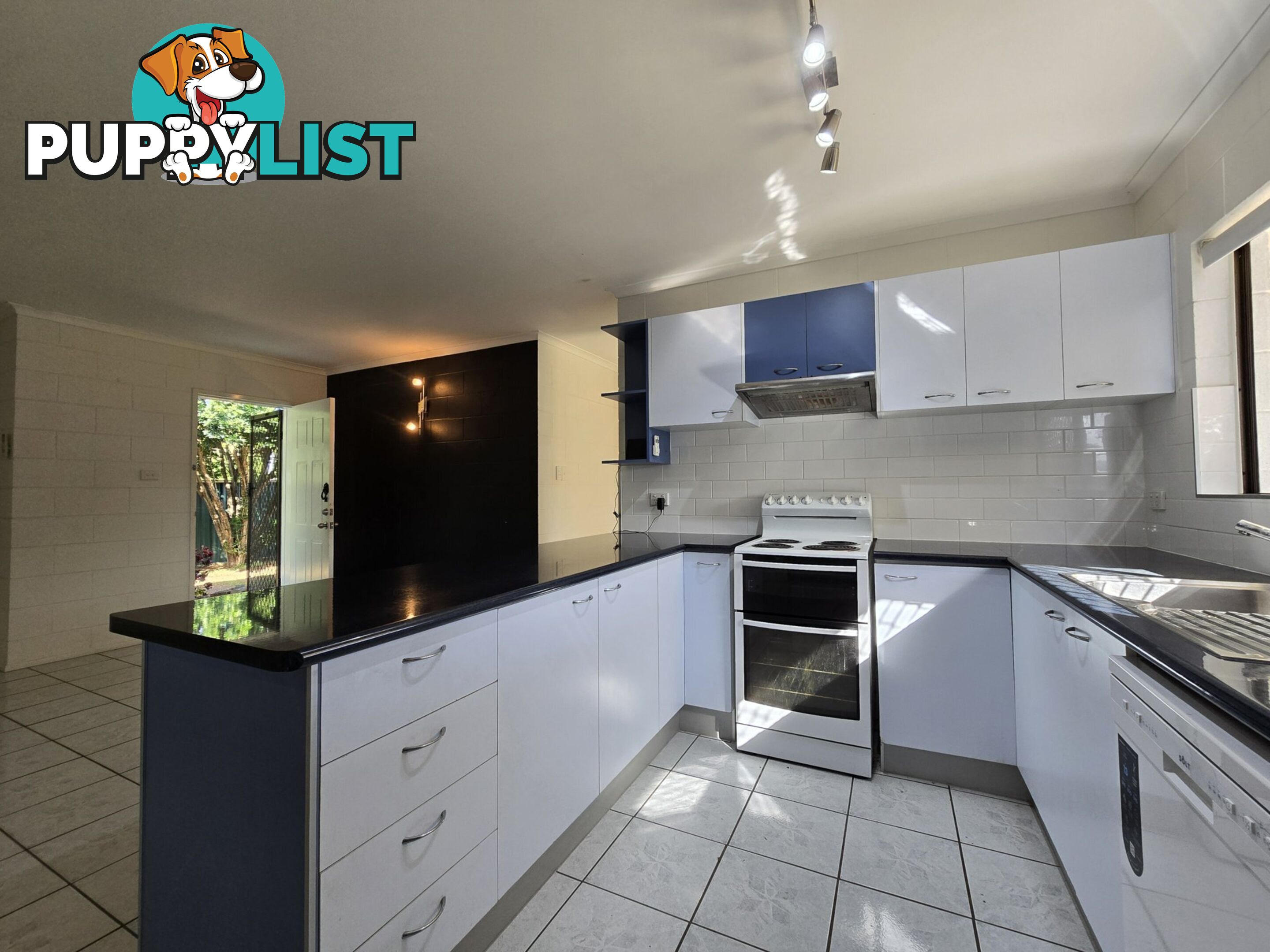 14 Anderson Road WOREE QLD 4868