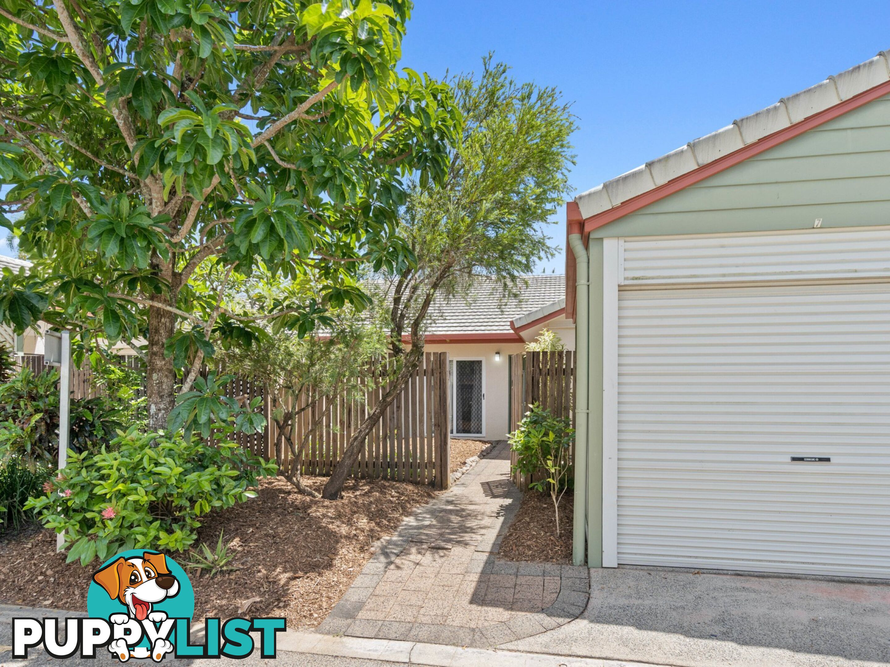 7/7A Grantala Street MANOORA QLD 4870