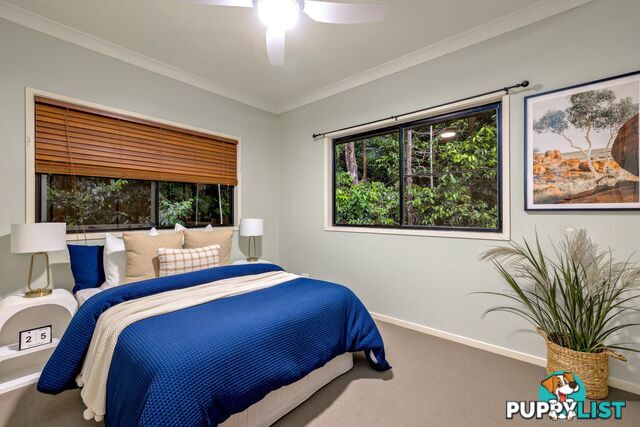 4 Planchonella Close EDGE HILL QLD 4870