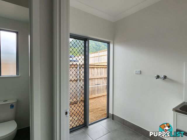 8 Creekview Parade BENTLEY PARK QLD 4869