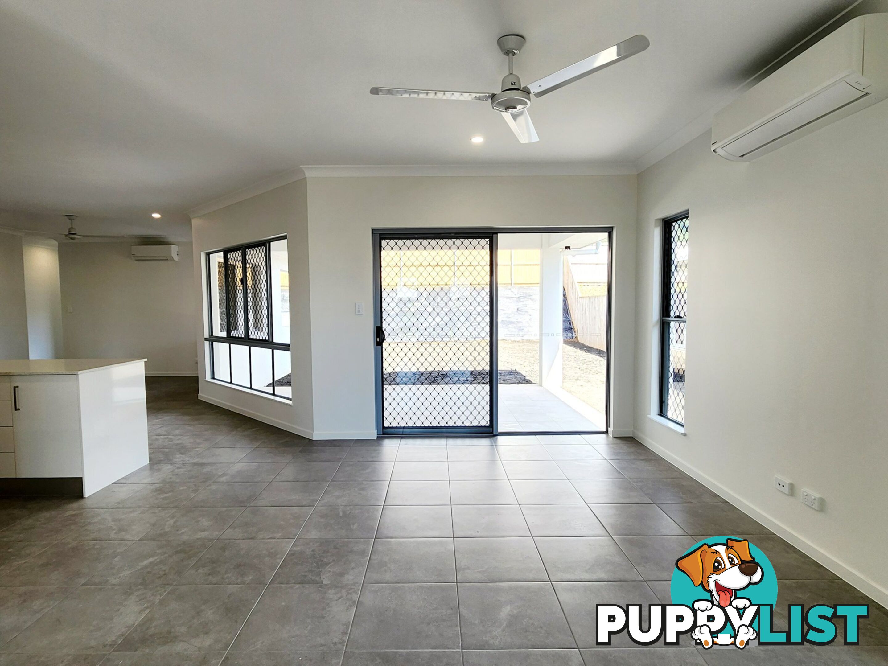 8 Creekview Parade BENTLEY PARK QLD 4869