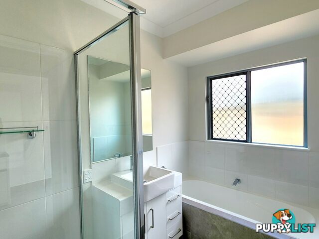 8 Creekview Parade BENTLEY PARK QLD 4869
