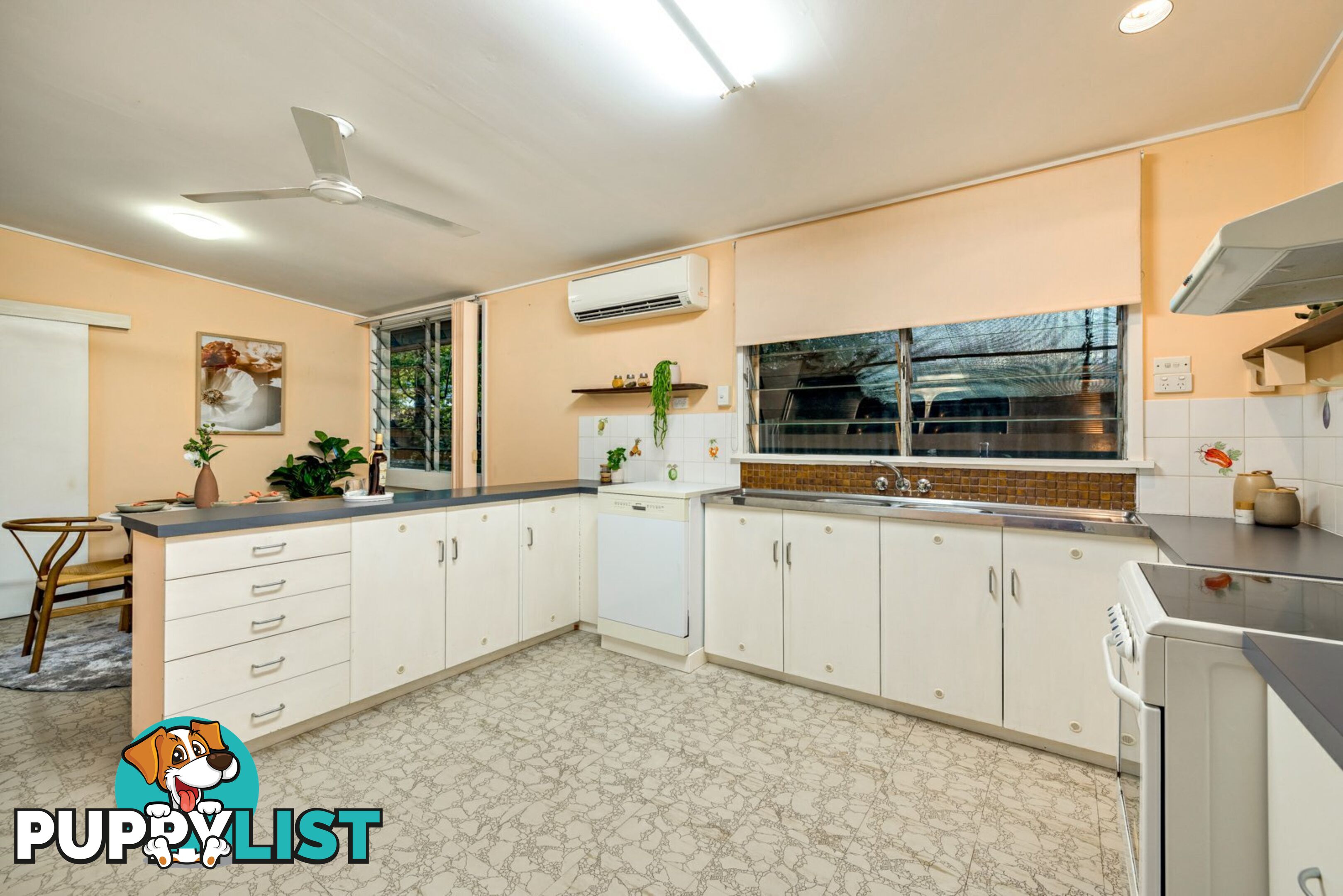 16-18 Oxley Street EDGE HILL QLD 4870