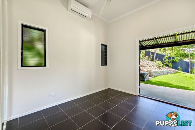 28 Friend Street EDGE HILL QLD 4870