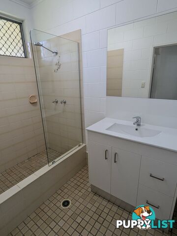 1/10 Stirling Street WHITFIELD QLD 4870