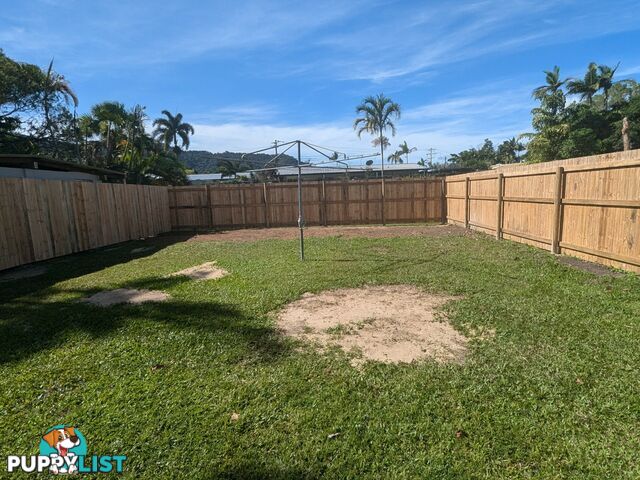 1/10 Stirling Street WHITFIELD QLD 4870