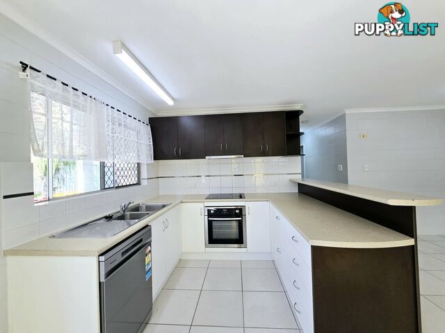 7 Denman Close MANOORA QLD 4870