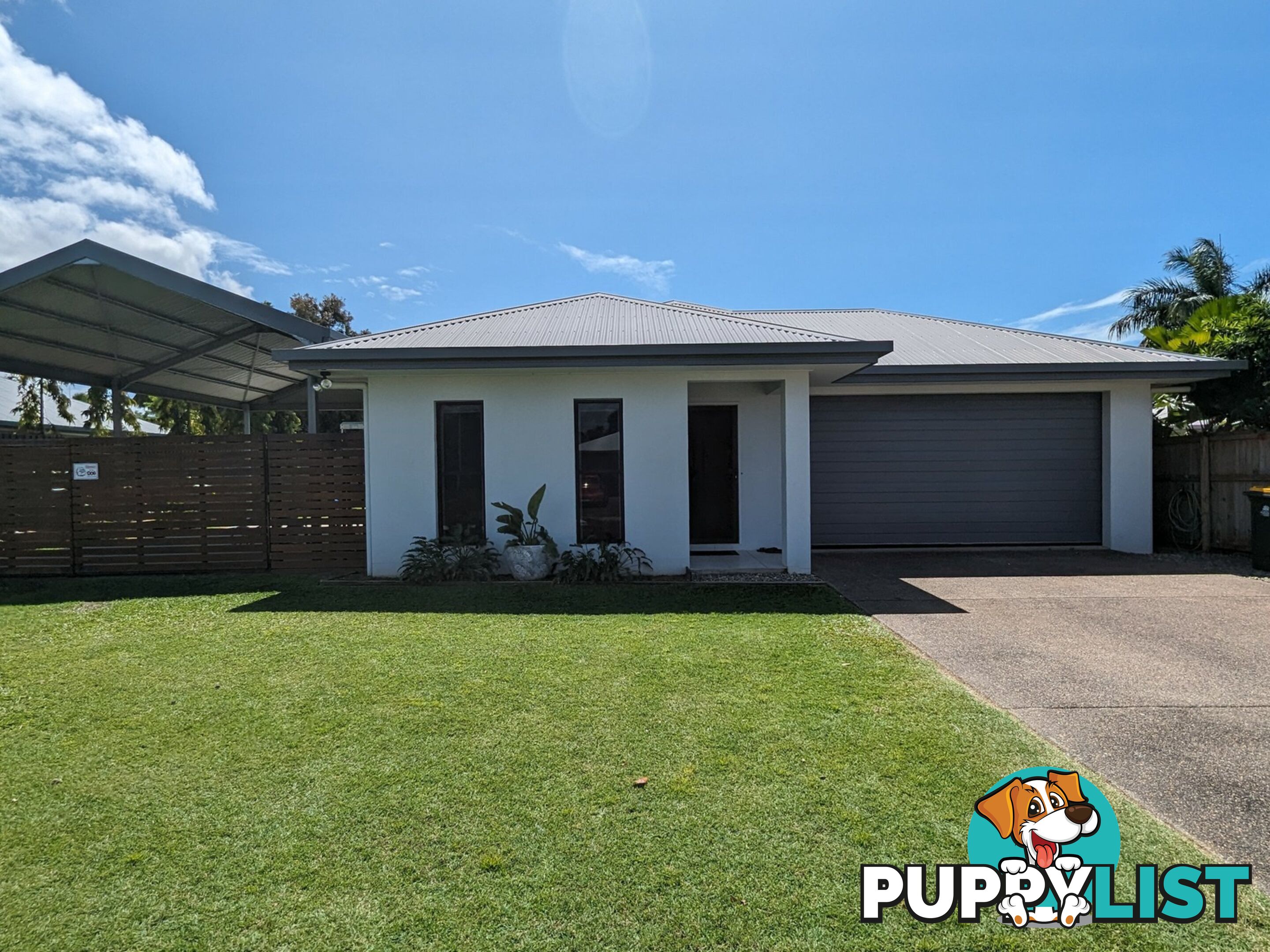 10 Quarterdeck Street TRINITY BEACH QLD 4879