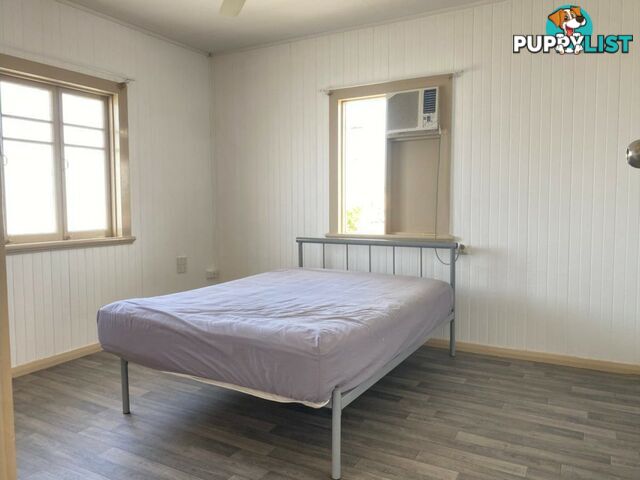 191 Newell Street BUNGALOW QLD 4870