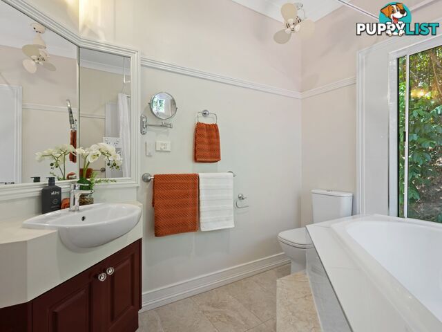 2 Duane Close BRINSMEAD QLD 4870