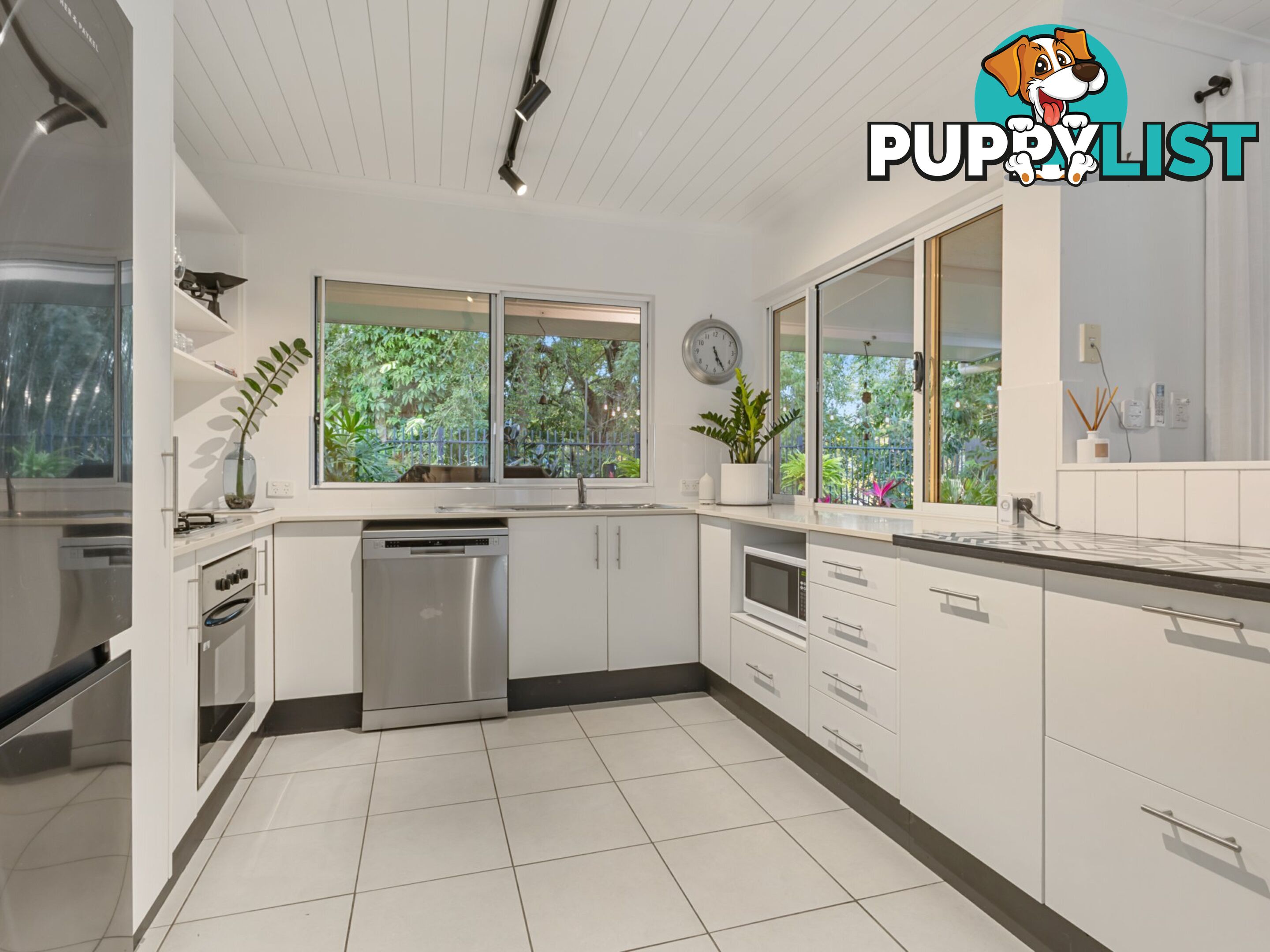 18/20-38 Sandwich Street KAMERUNGA QLD 4870