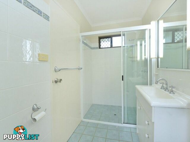 15 Hobson Drive BRINSMEAD QLD 4870