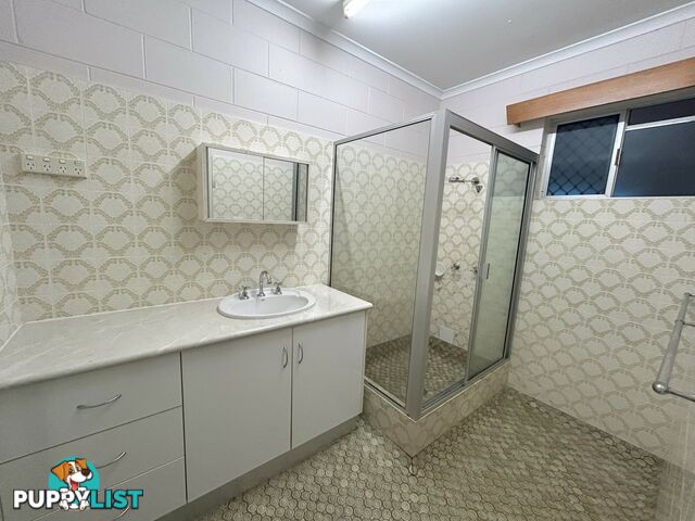 35 Koch Street MOOROOBOOL QLD 4870